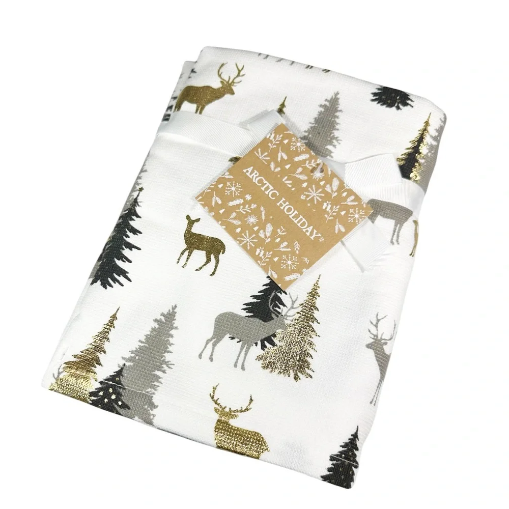 New Artic Holiday CHRISTMAS SCENE Set of 2 Hand Towels